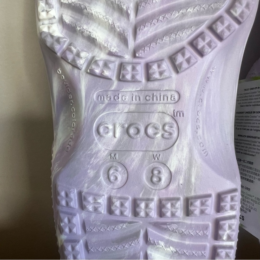 Crocs Unisex Classic Purple White Marbled Clog Size 6 or 8 #B1884 - Picture 8 of 9